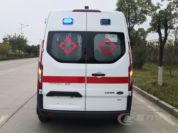 福特新全順V362中軸監護型救護車